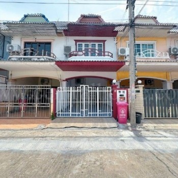 ขายด่วน ทาวน์เฮ้าส์ มนวดีพาร์ค ซอยวัดลาดปลาดุก บางบัวทอง ราคาถูกมาก