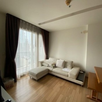 Siri at Sukhumvit Clean Convenient 19th Floor BTS Thonglor