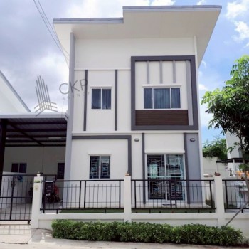 แลนซิโอนอฟ พัทยา บ้านแฝด แต่งสวย แถมแอร์ อยู่ใจกลางพัทยา พร้อมอยู่