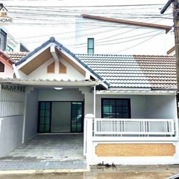บ้านรีโนเวทใหม่ทำเลเสม็ด–เมืองชลบุรี หมู่บ้านธนาสุข  ใกล้เซ็นทรัลชลบุรี เดินทางสะดวก ราคาเพียง 1.xxx