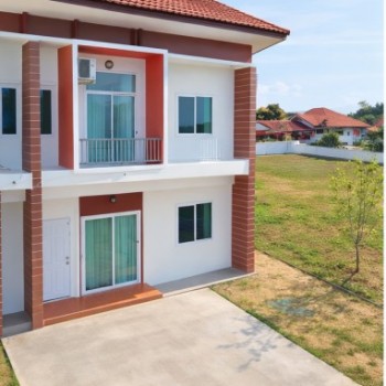 เฟอร์ฯ และเครื่องใช้ไฟฟ้าคร บ้านฉาง ระยอง ใกล้รพ.สต.พลา 500 ม. ทาวน์โฮม 2 ชั้น ห้องมุม 2 นอน 2 น้ำ ข