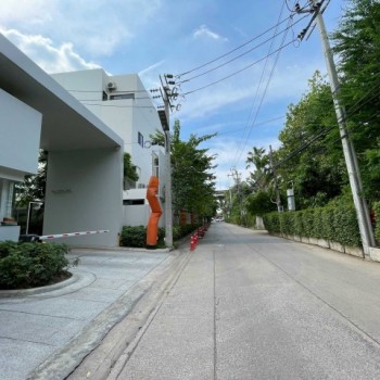 Home Office ติดถนนวิภาวดี   แขวงสนามบิน เขตดอนเมือง,กรุงเทพมหานคร