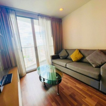 LeLuk Condominium Clean spacious 15th floor BTS Phra Khanong