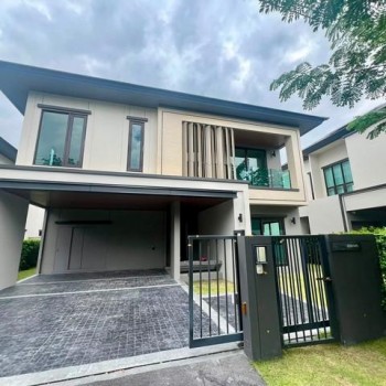 ให้เช่าบ้านเดี่ยว 2 ชั้น 61 ตร.ว. หมู่บ้าน วิวาลดี้ บางนา บางนา กม.5 ใกล้เมกะบางนา