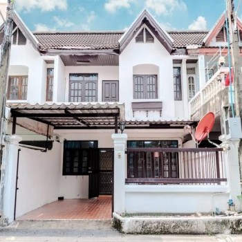 ให้เช่าทาวน์โฮม 2 ชั้น 25.5 ตร.ว. ซอยประชาราษฎร์บำเพ็ญ 20 พร้อมเฟอร์ ( ทำออฟฟิศได้ )