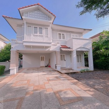 T26-638 ขาย บ้าน - ชั้นทั้งหมด 2 ชั้น ใกล้กับ รร.นานาชาติร่วมฤดี 72 ตร.วา