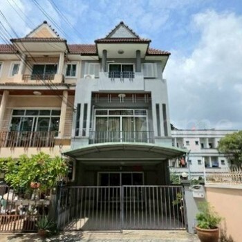 ทาวน์เฮ้าส์ เล่นระดับ หมู่บ้านนวนิช MRT แยกปากเกร็ด หลังริม บ้านสวย ราคาถูกที่สุด