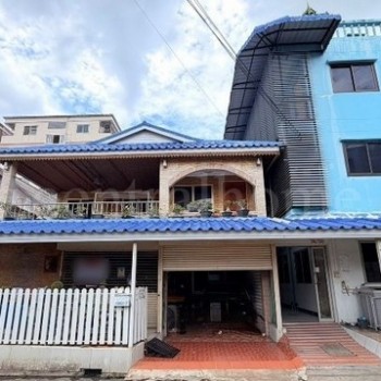 บ้านพร้อม อพาร์ตเม้นท์ ในนิคมอุตสาหกรรม นวนคร ไทยธานี 12