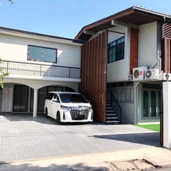HR 10258 ให้เช่าบ้านเดี่ยว 2 ชั้น ซอยลาดพร้าว 35 ซอยสุภาพงษ์ ลาดพร้าว 41 ภาวนา ลาดพร้าว ตกแต่งสวยเฟอ