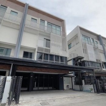 ขายอาคาร สำนักงาน โฮมออฟฟิศ 4 ชั้น ย่านรามอินทรา นวลจันทร์ โครงการ DISTRICT EKKAMAI-RAMINTRA ตกแต่งพ