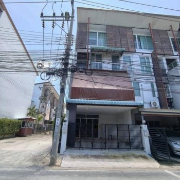 ขายทาวน์โฮม 3.5 ชั้น 50 ตร.ว. ถนนแจ้งวัฒนะ ทำออฟฟิตได้ ใกล้เมืองทองธานี