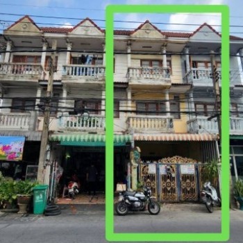 ขายอาคารพาณิชย์ 3 ชั้น รีโนเวทใหม่ พร้อมเปิดกิจการและพักอาศัย ซอยรามอินทรา 19 (สุขาภิบาล 2)