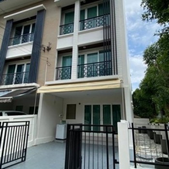 HR 10266 ให้เช่า ขาย ทาวน์โฮม 3 ชั้น โครงการ บ้านกลางเมืองพระราม 9 มอเตอร์เวย์ ตกแต่งพร้อมเข้าอยู่