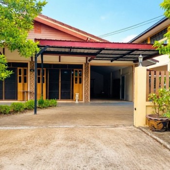 ขายบ้านใกล้หาดแหลมแม่พิมพ์จังหวัดระยอง ที่ดิน 126.8 ตร.วา 507.2 ตร.ม. จัดสวน ปลูกผักสวนครัว ทำมุมพัก