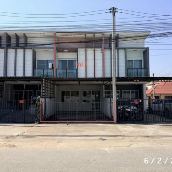 ขายทาวน์เฮ้าส์เมืองเชียงใหม่  2 ชั้น  ถนนป่าแดด ใกล้ท่าอากาศยานนานาชาติเชียงใหม่