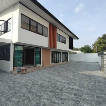 ให้เช่าบ้านเดี่ยว 2 ชั้น 92 ตร.ว. ย่านโชคชัย 4 ลาดพร้าว-วังหิน ใกล้เลียบด่วน