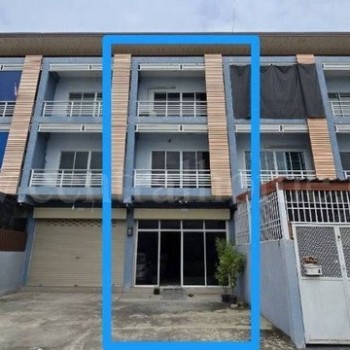 อาคารพาณิชย์ 3 ชั้น ซอย รังสิต-นครนายก 24 ทำเลดี ถูกมาก