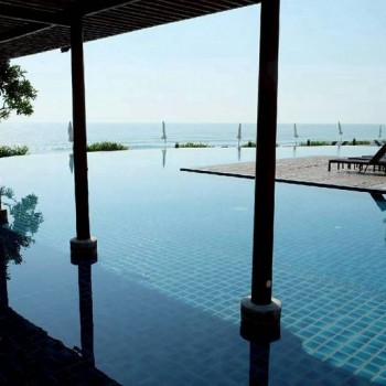 RARE BEACHFRONT PRIVATE POOL RESIDENCE | CHA-AM Huahin