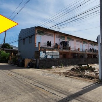 ขายที่ดินลำลูกกา-รังสิต คลอง4 ถนน ไสวประชาราษฏร์ 100 ตรว เหมาะทำโกดัง ออฟฟิศ ปลูกบ้าน ทำเลดี ใกล้แหล