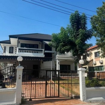 ให้เช่าบ้านเดี่ยว 2 ชั้น 119 ตร.ว. หมู่บ้านลดาวัลย์ ศรีนครินทร์ ชอยศรีด่าน14