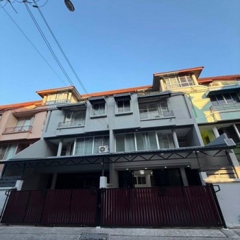 ให้เช่าโฮมออฟฟิศ 4 ชั้น 350 ตร.ม. 4 ห้อง หมู่บ้านสินธานี ลาดพร้าว 80 ใกล้เลียบด่วน ใกล้รัชดาเหม่งจ๋า