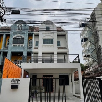 ขาย Home Office 3 ชั้น 46 ตรว. 380 ตรม. ซอย ลาดพร้าว91 ใกล้รถไฟฟ้าสถานีมหาดไทย ใกล้ทางด่วน