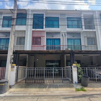 ทาวน์โฮมThe Metro Pattanakarn Srinakarin เดอะ เมทโทร พัฒนาการ ศรีนครินทร์ บิ้ว