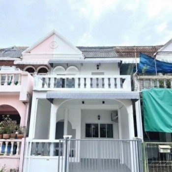 HR 10361 ให้เช่าทาวน์โฮม 2 ชั้น 3 ห้องนอน ซอยวชิรธรรม 57 อ่อนนุช 44  สุขุมวิท  รีโนเวท พร้อมเข้าอยู่