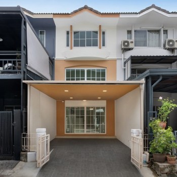 ทาวน์โฮม 3 ชั้น หมู่บ้านศุภาลัยวิลล์ รัตนาธิเบศร์รีโนเวทใหม่