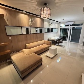 ให้เช่าทาวน์โฮม 3 ชั้น ซอยนาคนิวาส 48 โครงการ เดอะเทอเรส ลาดพร้าว 71 ใกล้ รร. สตรีวิทยา