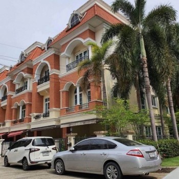 ให้เช่า ทาวน์โฮม 3 ชั้น หลังมุม โครงการ คาซ่า ซิตี้ Casa City ลาดพร้าว ซอยโยธินพัฒนาการ 3 ใกล้เลียบด