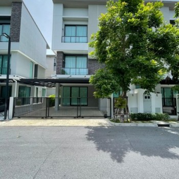 ขาย ให้เช่า บ้าน 3 ชั้น โครงการ บ้านกลางเมือง คลาสเซ่ เอกมัย-รามอินทรา Baan Klang Muang Classe Ekkam