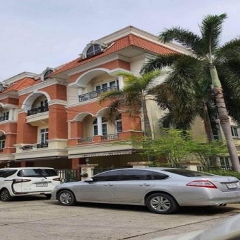 ให้เช่า ทาวน์โฮม 3 ชั้น โครงการ คาซ่า ซิตี้ Casa City ลาดพร้าว ซอยโยธินพัฒนาการ3 นวมินทร์111 โพธิ์แก