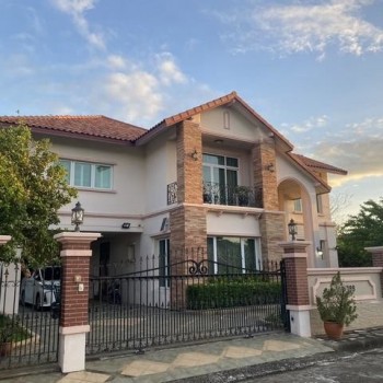 ขาย บ้านเดี่ยว พร้อมอยู่ ในหมู่บ้านภัสรี ใกล้สถานีรถไฟฟ้าหลักสองและห้างสรรพสินค้าเดอะมอลล์บางแค เพีย