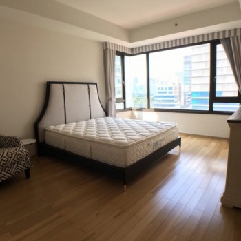 Prive by Sansiri Private Spacious 9th Floor BTS PhloenChit