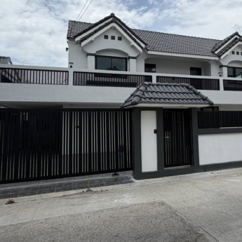 บ้านเดี่ยว ปรับปรุงใหม่ทั้งหลัง 4 ห้องนอน 3 ห้องน้ำ สุขุมวิท 101/1 วชิรธรรมสาธิต 55 ใกล้รถไฟฟ้า