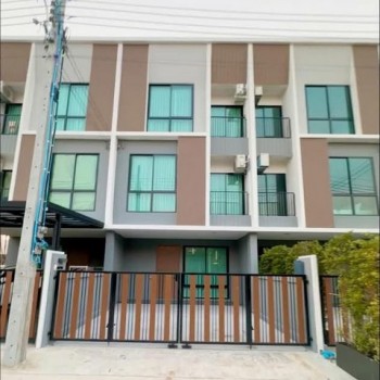 ขายทาวน์โฮม 3 ชั้น 4 ห้องนอน โครงการ Nue connex ดอนเมือง โซนหน้า clubhouse ใกล้รถไฟฟ้า 2 สาย