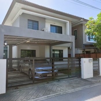 ขายบ้านเดี่ยว อารียา โคโม่ บางนา ราคาเพียง 4.89 ล้านบาท