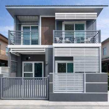 260906sriedes ให้เช่า บ้าน กรุงเทพกรีฑา7  รถไฟฟ้าสายสีเหลือง ศรีกรีฑา 2.1กม. บ้านเดี่ยวหลังมุม 4 นอน