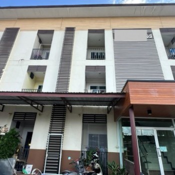 ขายหอพัก ทำเลดี ใจกลางเมืองอุดรธานี อาคารสูง 3 ชั้น  ซอยดอนอุดม ตำบลบ้านจั่น อำเภอเมืองอุดรธานี จังห