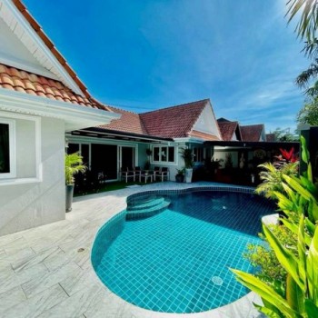 ขาย พูลวิลล่าหรู View Talay Villa จอมเทียน พัทยา แต่งสวยบรรยากาศรีสอร์ต TP-H2470