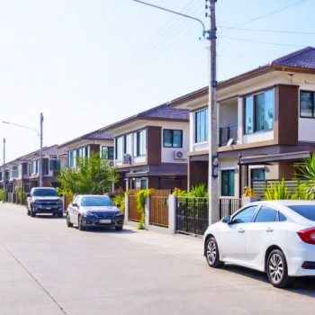 260909sitonisyk ให้เช่า บ้าน วงแหวน-รังสิต คลอง 4 มาร์เก็ตวิลเลจ รังสิต 2.02กม. บ้านแฝด 2 ชั้น 45ตร.