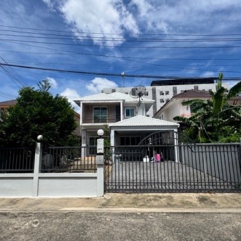 ให้เช่าบ้านเดี่ยว 2 ชั้น ซอยลาดพร้าว 41 แยก 6 เหมาะทำออฟฟิศหรือพักอาศัย ใกล้รถไฟฟ้าสถานีภาวนา