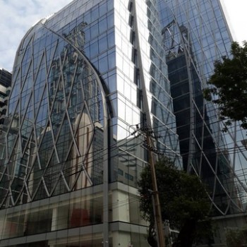 ให้เช่า สำนักงาน อาคารวานิสสา ห้องนอน 1 ห้อง ห้องน้ำ 1 ห้อง 120000 บาทต่อเดือน