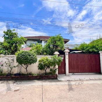 L260155 | ขายบ้านเดี่ยว 2 ชั้น ป.ผาสุข ทำเลบรมราชชนนี–พุทธมณฑลสาย 2 ฟังก์ชันครบ เดินทางสะดวก และอยู่