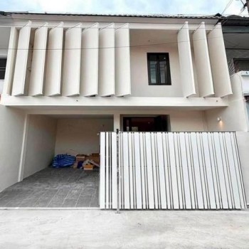 HS 2046 ขายทาวน์โฮม 2 ชั้น Modern Minimal ลาดพร้าว 41  ใกล้รถไฟฟ้า MRT ภาวนา