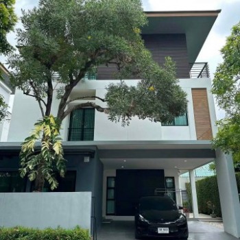 บ้านเดี่ยว 3 ชั้น หลังใหญ่ ทำเลดี – หมู่บ้านลุมพินี สวนหลวง ร.9