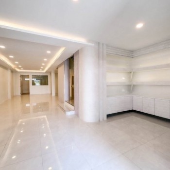 ขายทาวน์โฮมออฟฟิศ 3 ชั้นหลังมุม รีโนเวทใหม่ บ้านกลางเมืองพระรามเก้า-ลาดพร้าว ติดถนนเลียบทางด่วน ใกล้