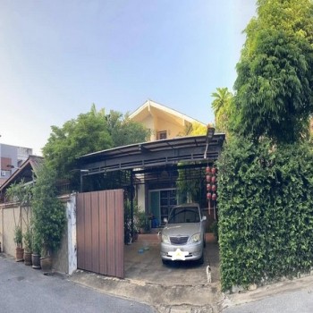 ขายบ้านเดี่ยวพร้อมที่ดิน 190 ตรว. พร้อมบ้าน 2 หลัง ซอยลาดพร้าว 80 ย่านลาดพร้าว เหม่งจ๋าย เลียบด่วน