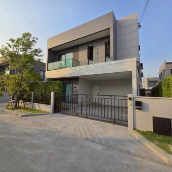ให้เช่าบ้านเดี่ยว 2 ชั้น 55.5 ตรว. 4 ห้องนอน โครงการ Centro บางนา ใกล้เมกะบางนา เฟอร์พร้อมเข้าอยู่